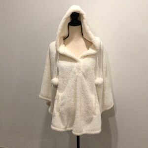 Charlie Paige white faux fur cape jacket pockets  and hood M/L